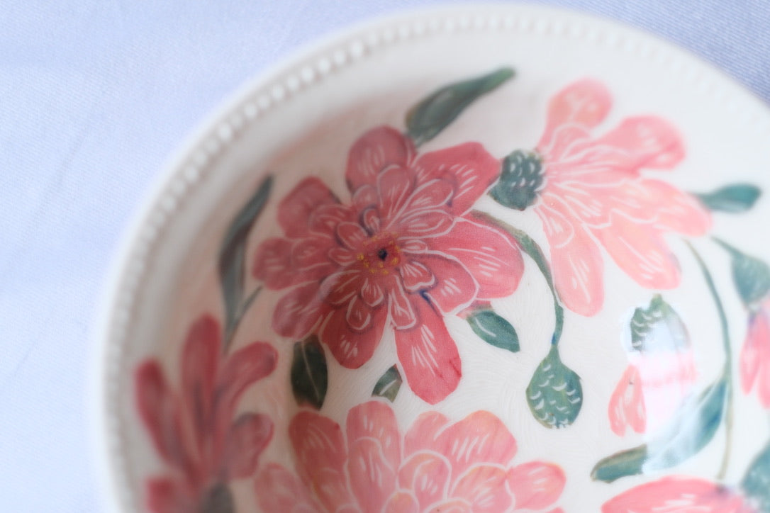 Carved Zinnia Serving Bowl in Pinks