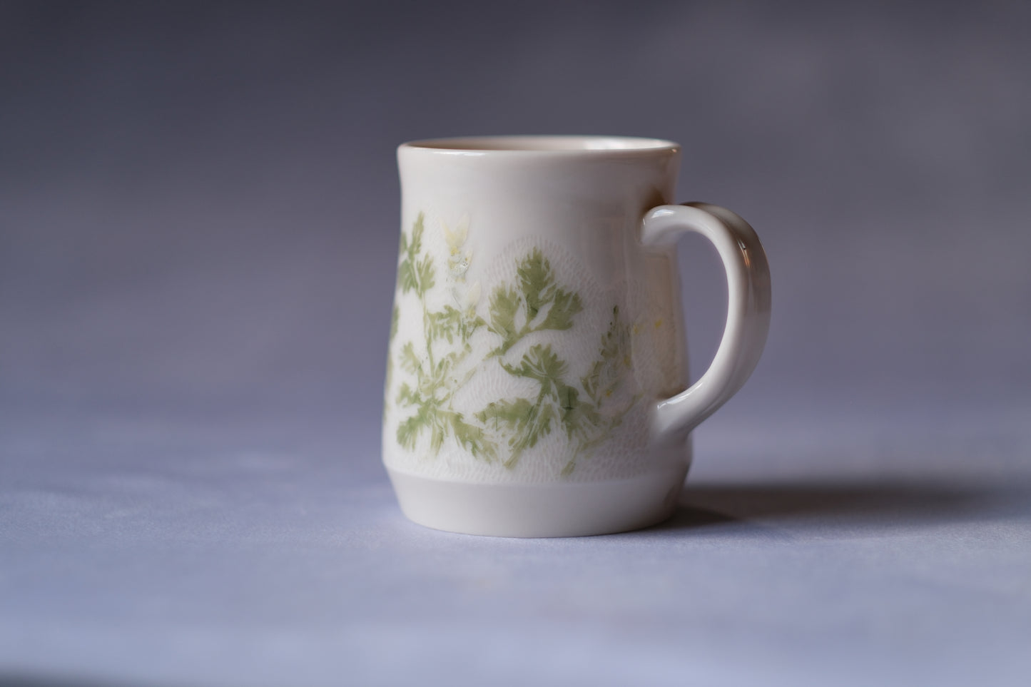 Dutchman's Breeches Carved Mug
